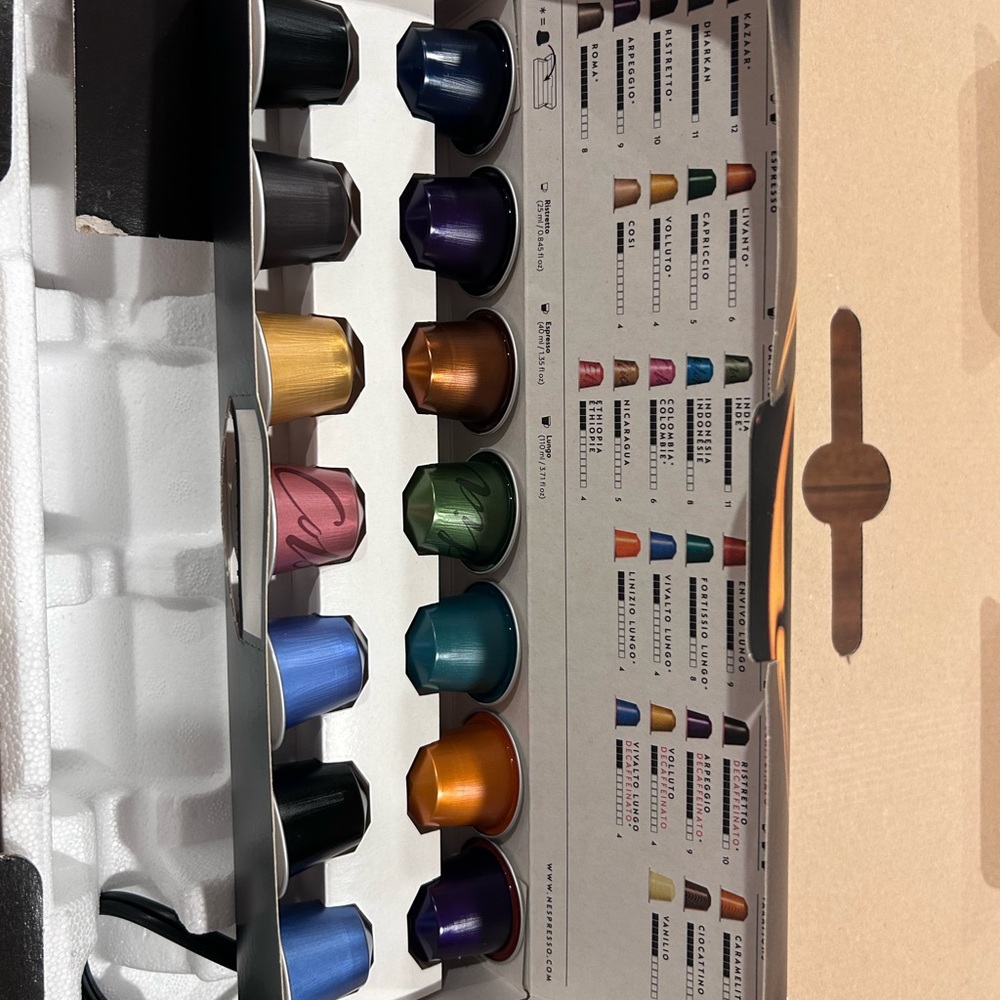 New Nespresso Breville Pixie in Black w/milk frother and 14 coffee pods - Picture 11 of 14